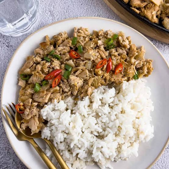 Sisig Tuna Meal with Drinks